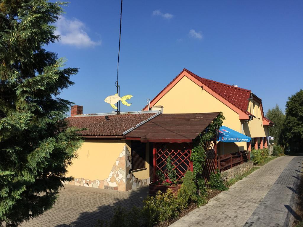 מלון Zlota Rybka לובניביצה מראה חיצוני תמונה